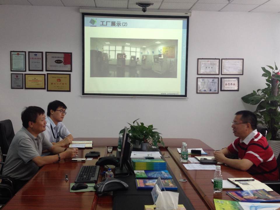 熱烈歡迎LED產業(yè)聯合會會長一行蒞臨日聯科技